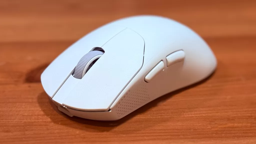 Corsair Sabre V2 Pro Ultralight