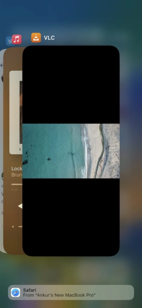 باز بودن برنامه در ایفون
